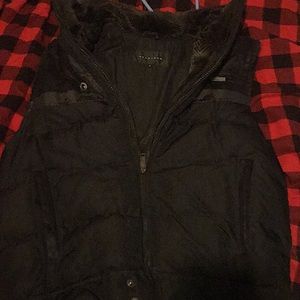 Sean John winter vest with fur inside size medium